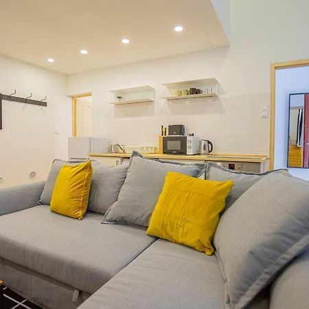 2 Bedroom Flat In The Dob Street, Venus Budapest Bagian luar foto